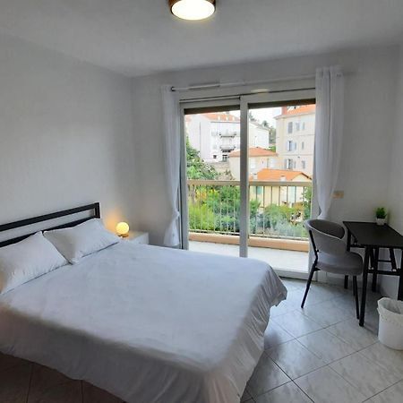 Sunny Mercury - Room In Apartment Cannes Exterior foto