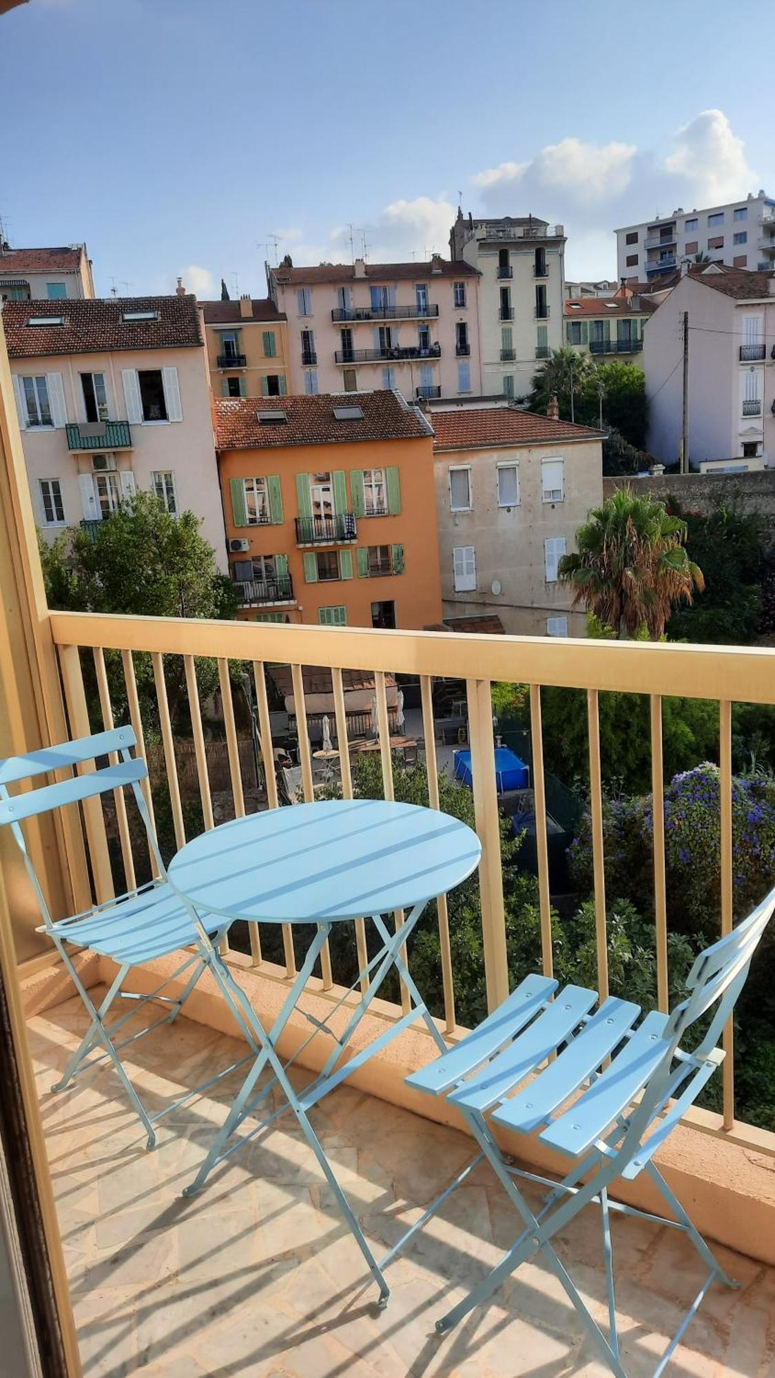 Sunny Mercury - Room In Apartment Cannes Exterior foto